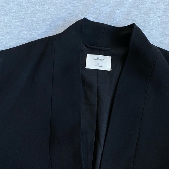 Aritzia Wilfred Solaina Blazer, BLACK, XS - Picture 6 of 7